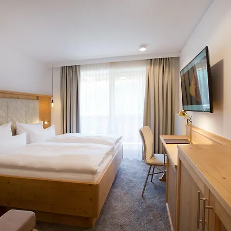 Boutique Hohes Licht 4* 다뮐스